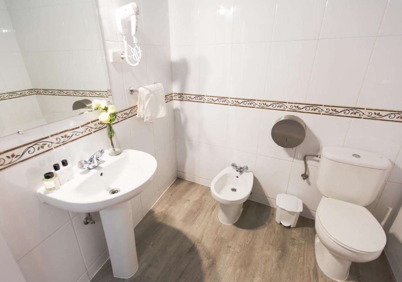 Habitación Doble Pequeña con baño compartido