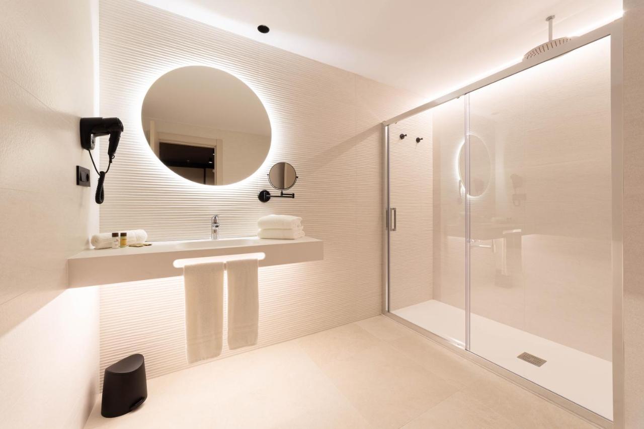 Habitación Doble Confort (3 adultos + 1 niño)
