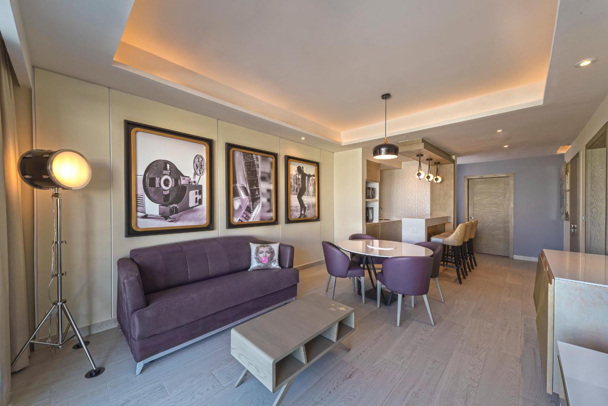Suite STAR Class Directors de 1 dormitorio con acceso directo a la piscina