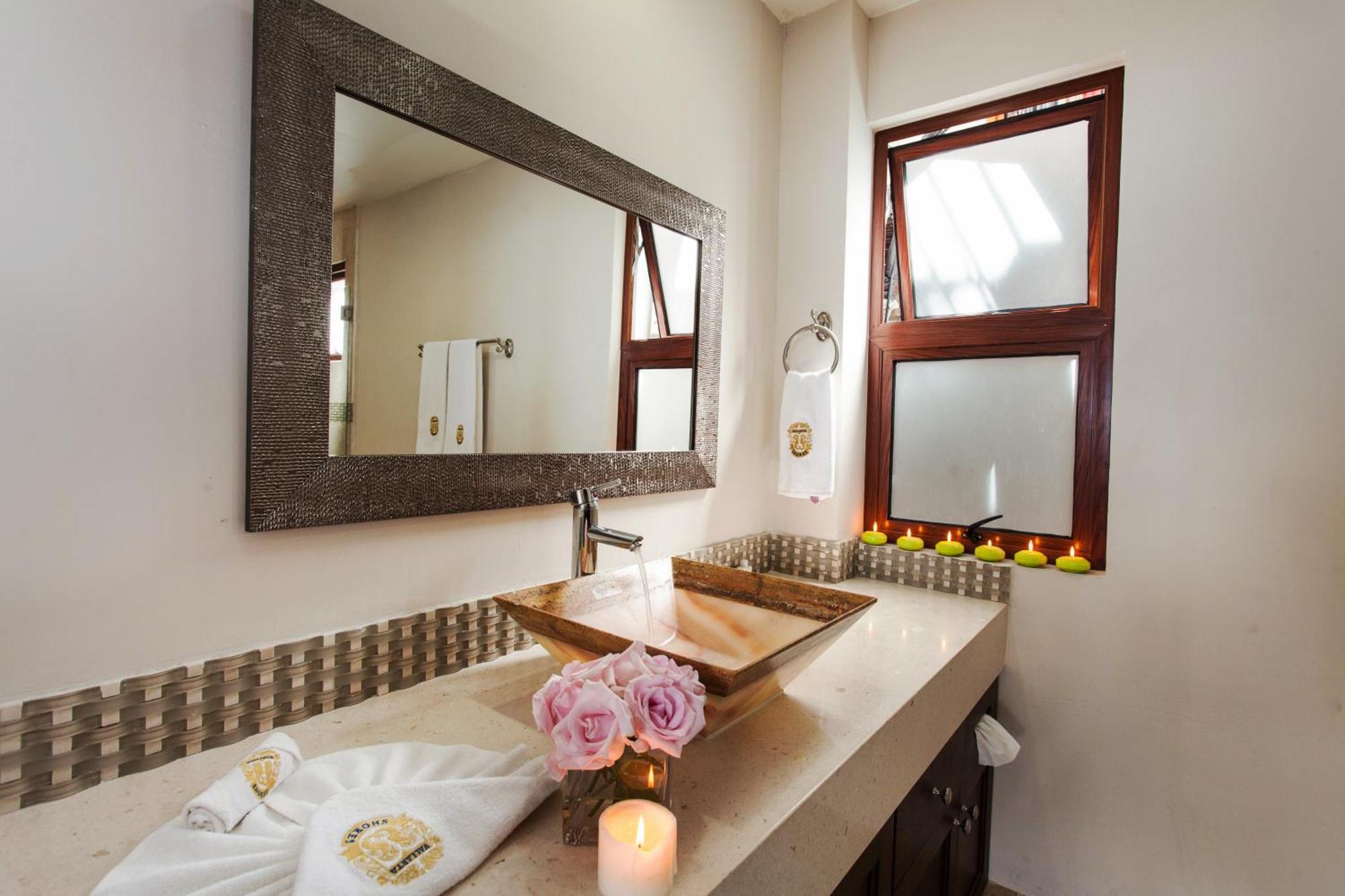 Three-Bedroom Suite with Private Pool,1588085680:JPEG