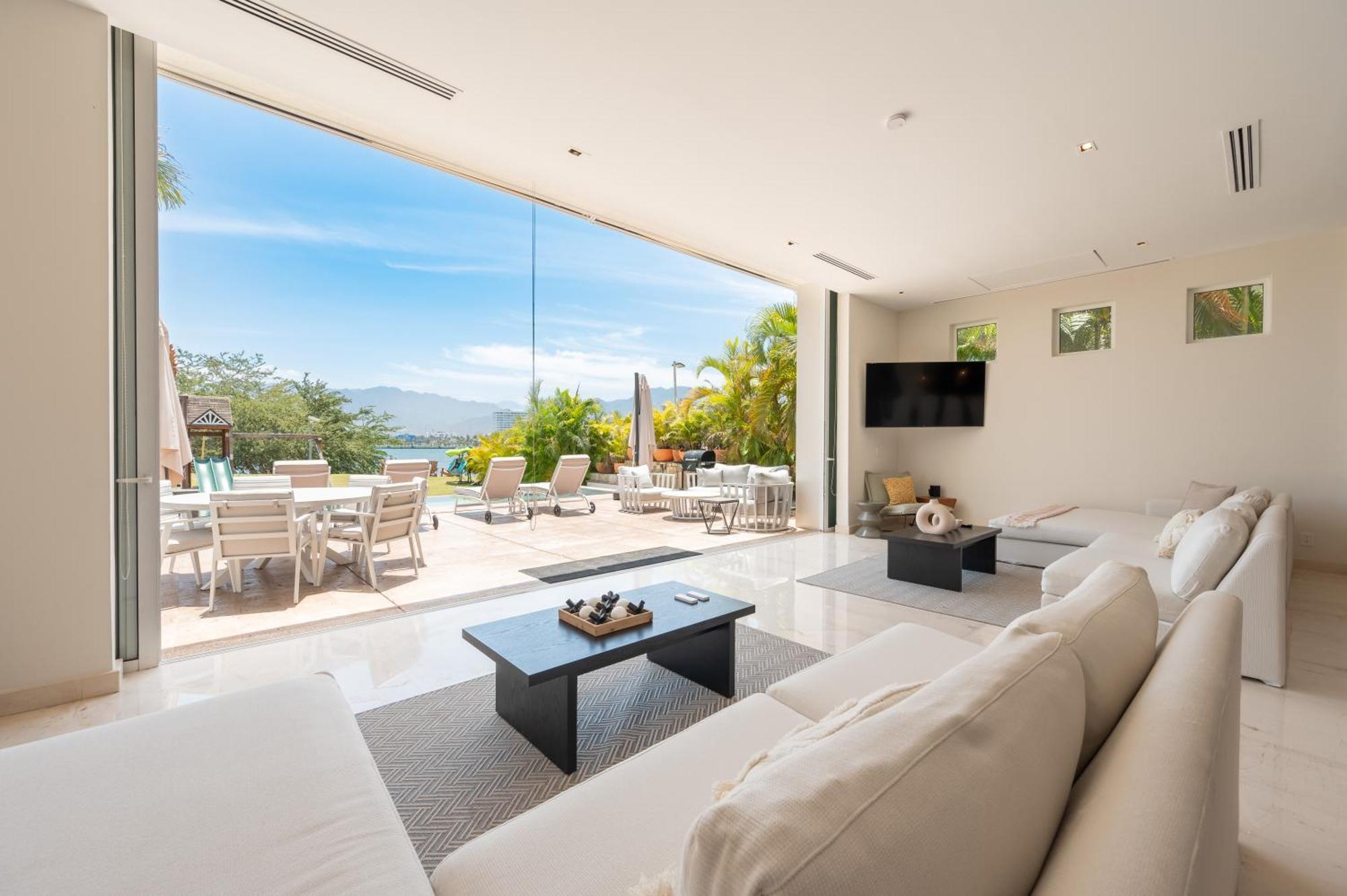 Villa Deluxe