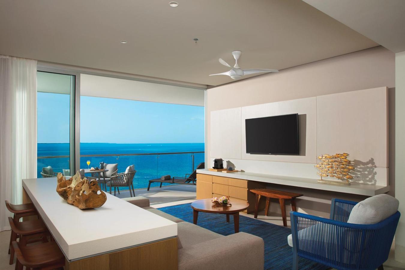 Suite Familiar principal Preferred Club con vistas al océano