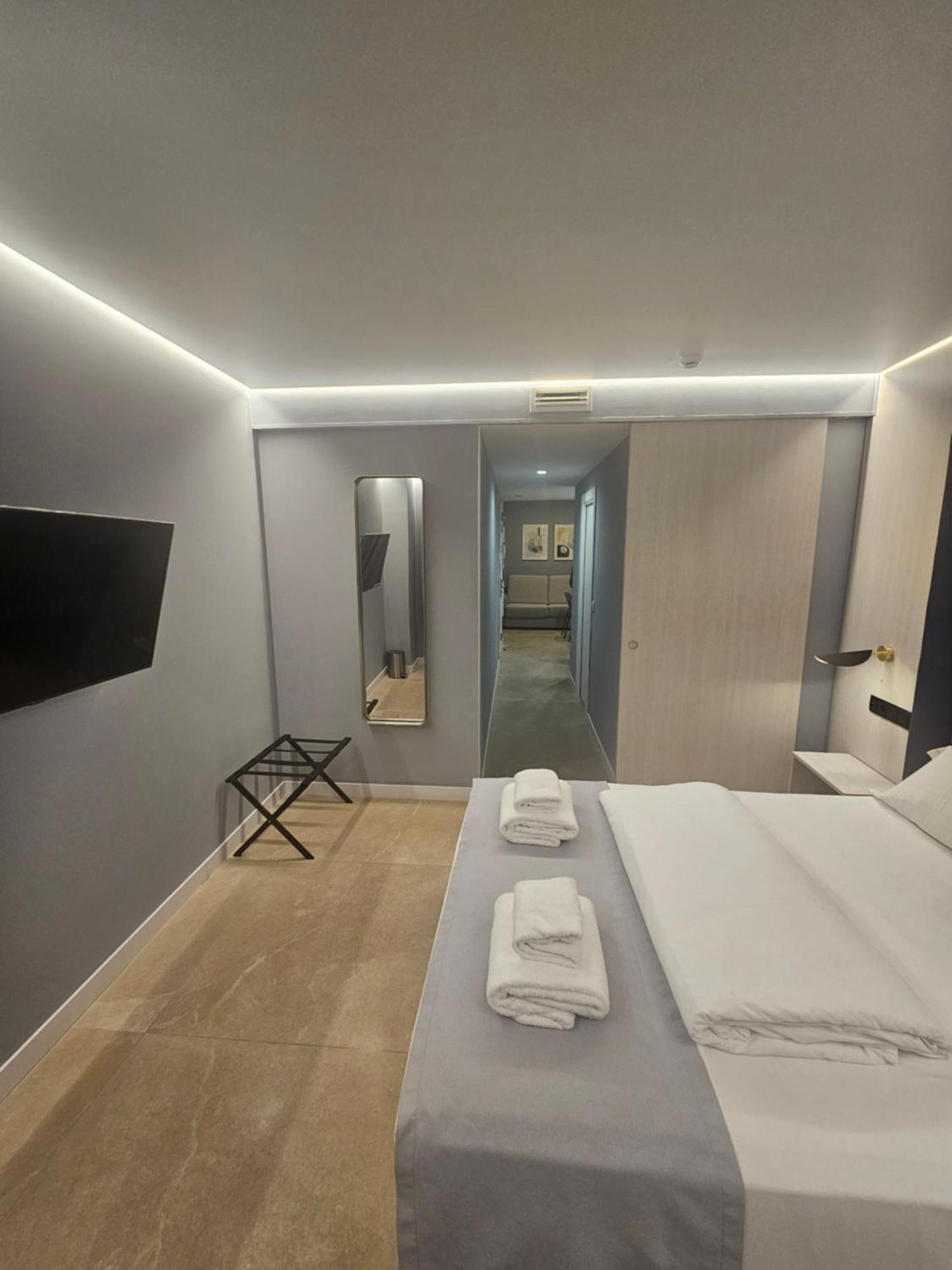 Apartamento con balcón