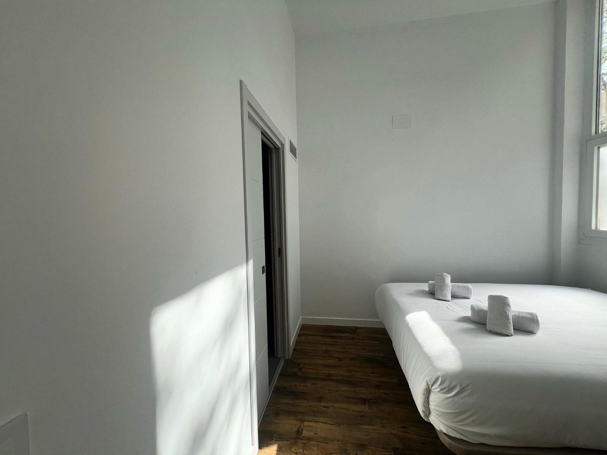 Double Room,1660774824:JPEG