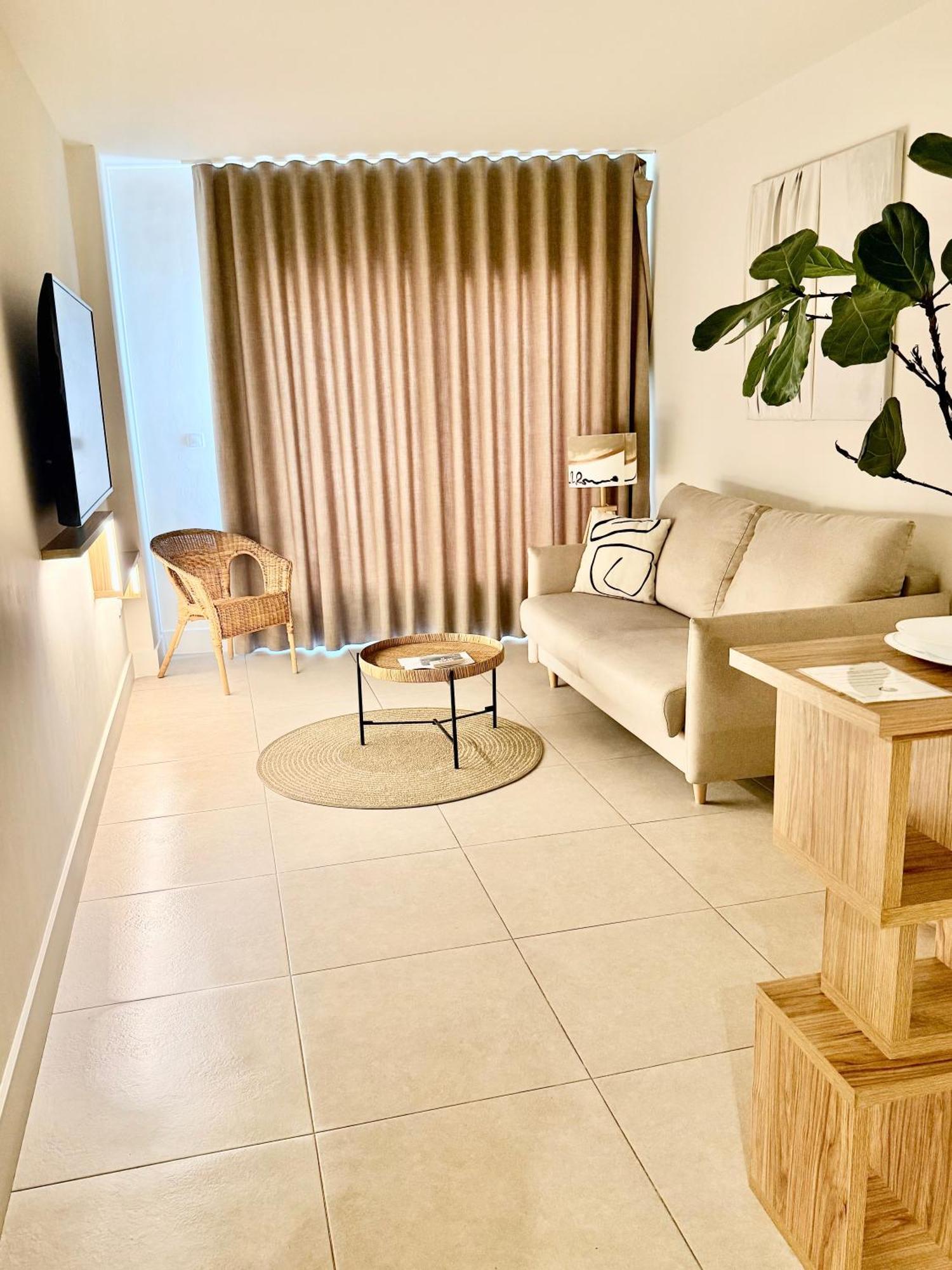 Apartamento de 1 dormitorio con bañera de hidromasaje