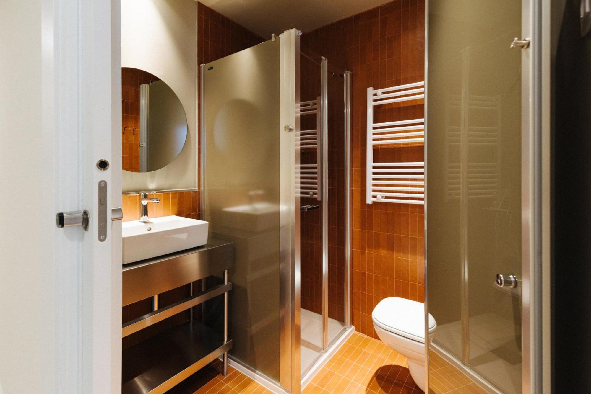 Habitación Individual con baño compartido