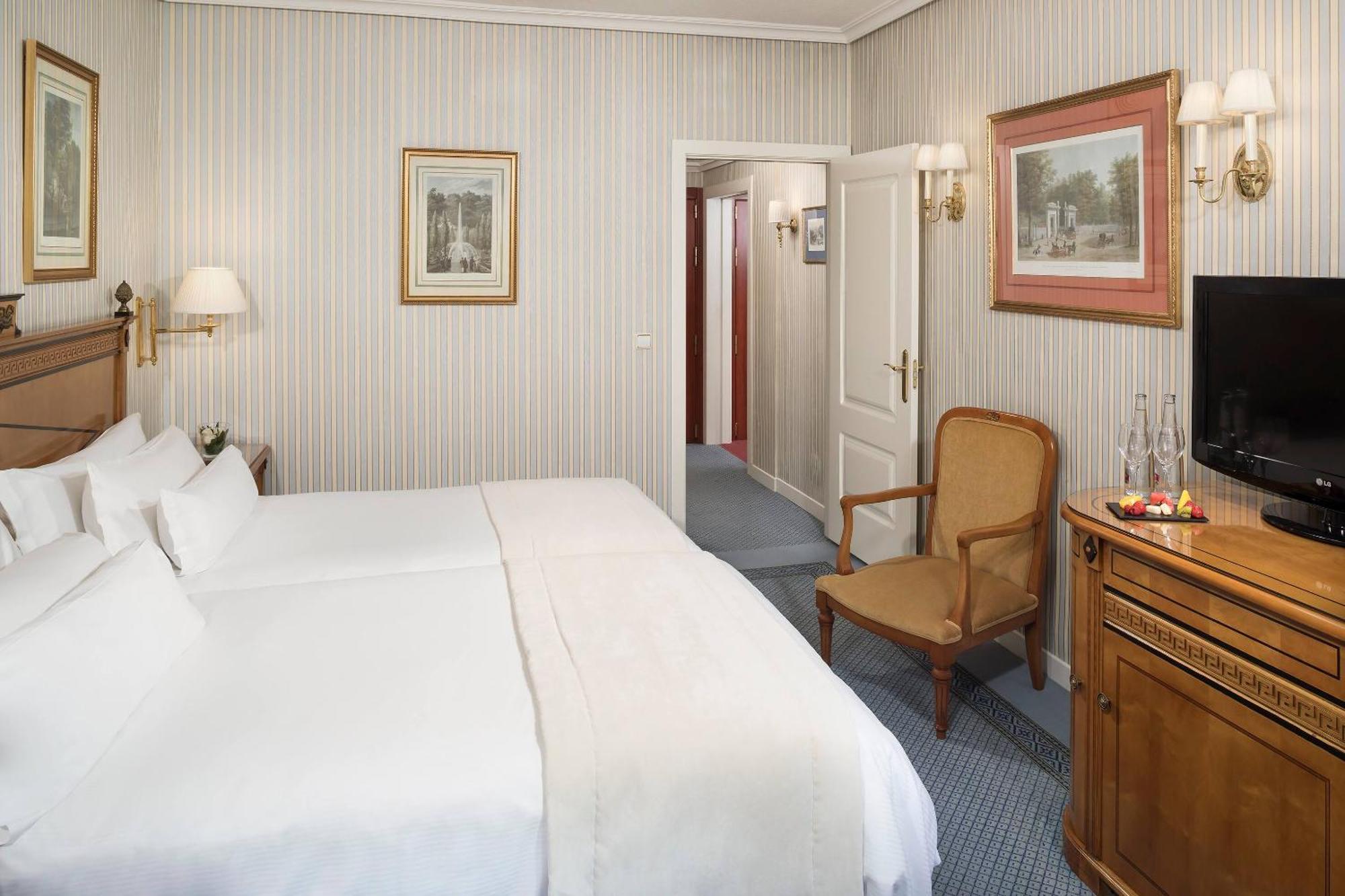 Classic Double or Twin Room,1765152101:JPEG