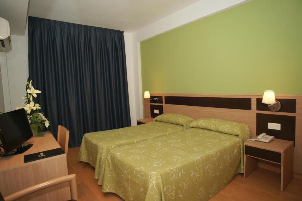 Twin Room,61962538:JPEG