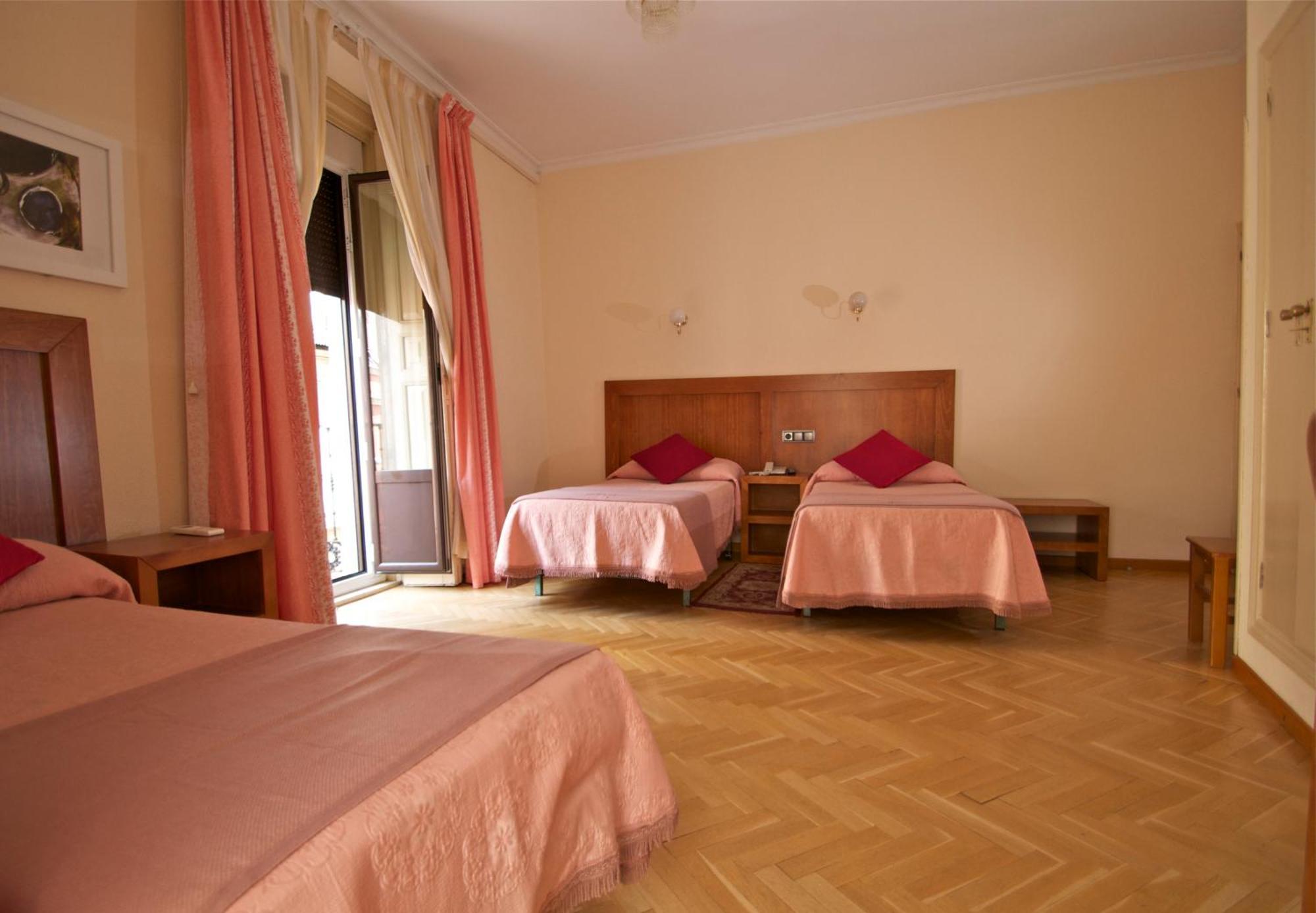 Habitación Doble con cama supletoria