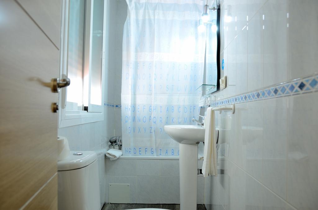 Habitación Individual con baño privado
