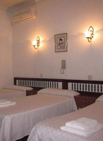 Habitación Doble con cama supletoria - 1 o 2 camas
