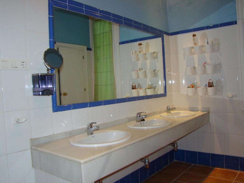 Habitación Triple con baño compartido