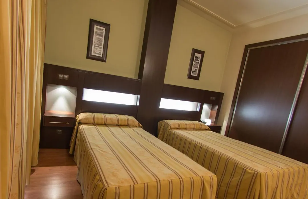 Hotel Los 5 Pinos-1