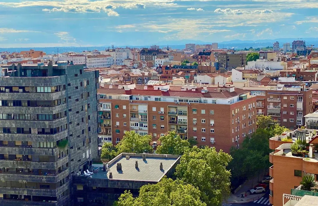 Charming Eurobuilding Skyline Madrid-1