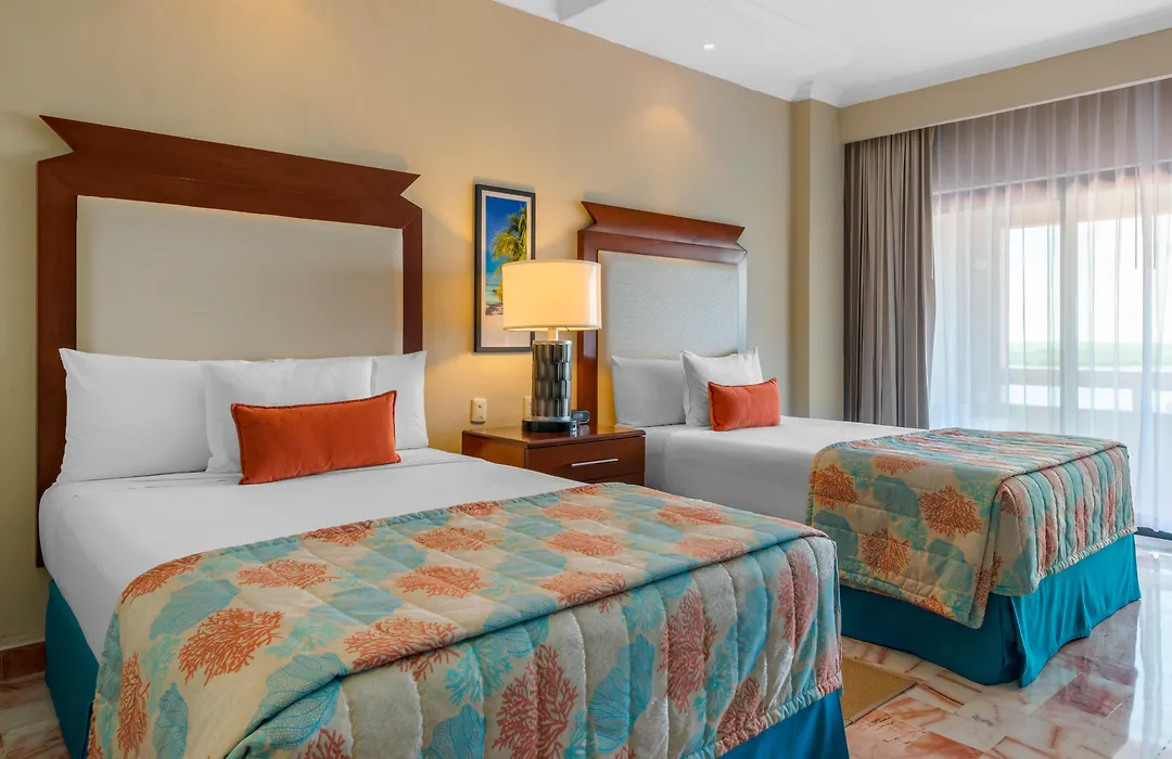 Wyndham Grand Cancun All Inclusive Resort & Villas-1