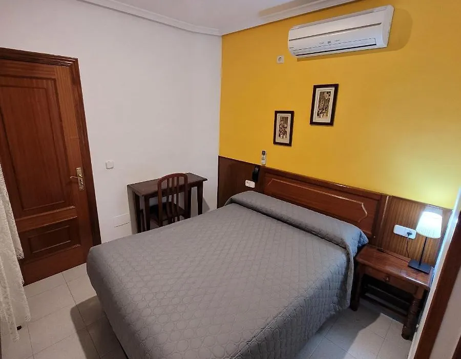 Hostal Pan America-1