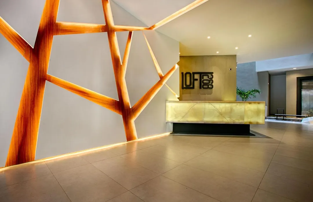 Rooftop Pool, Bar And Gym, Romantic Zone Stay-1