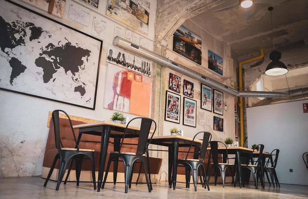 Gallery Hostel Madrid residencia-1