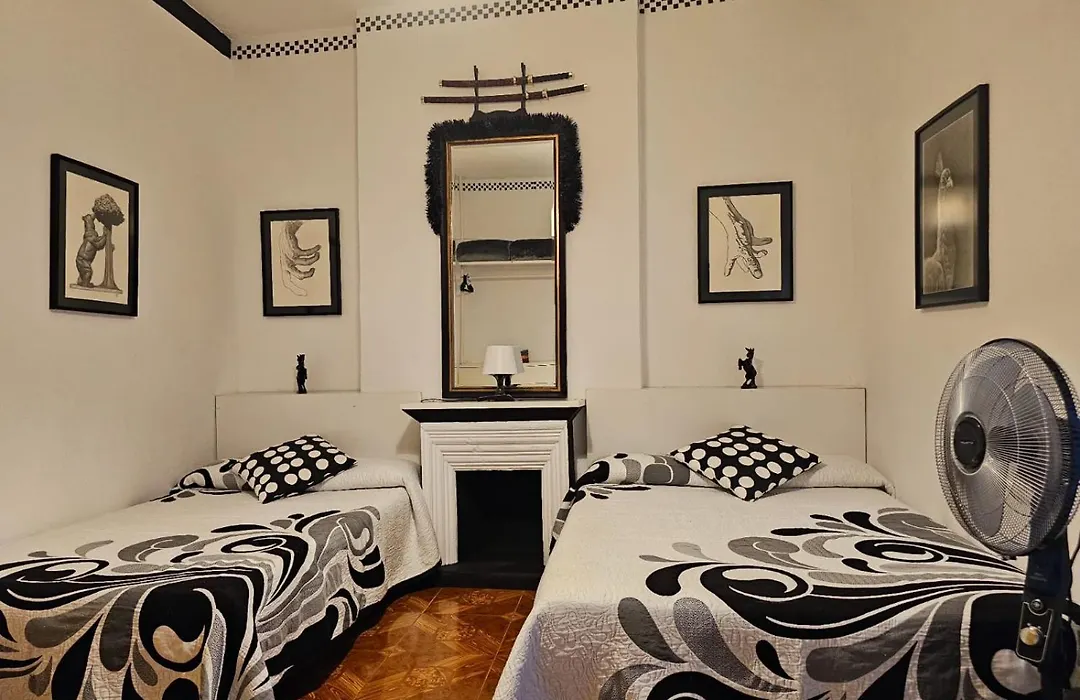 Hostal Loyola-1
