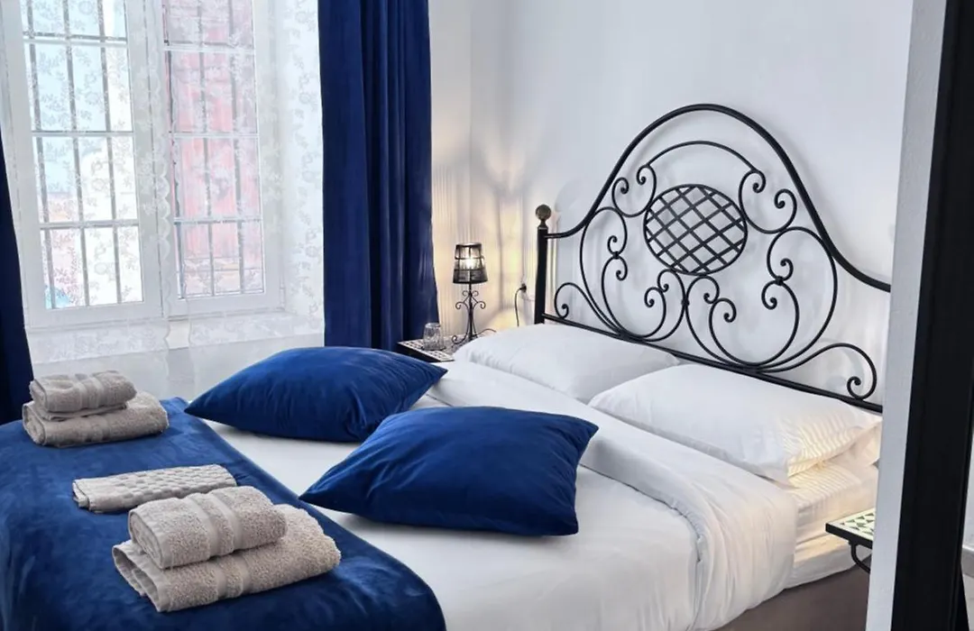 Shanti'S Andalusian Rooms-1