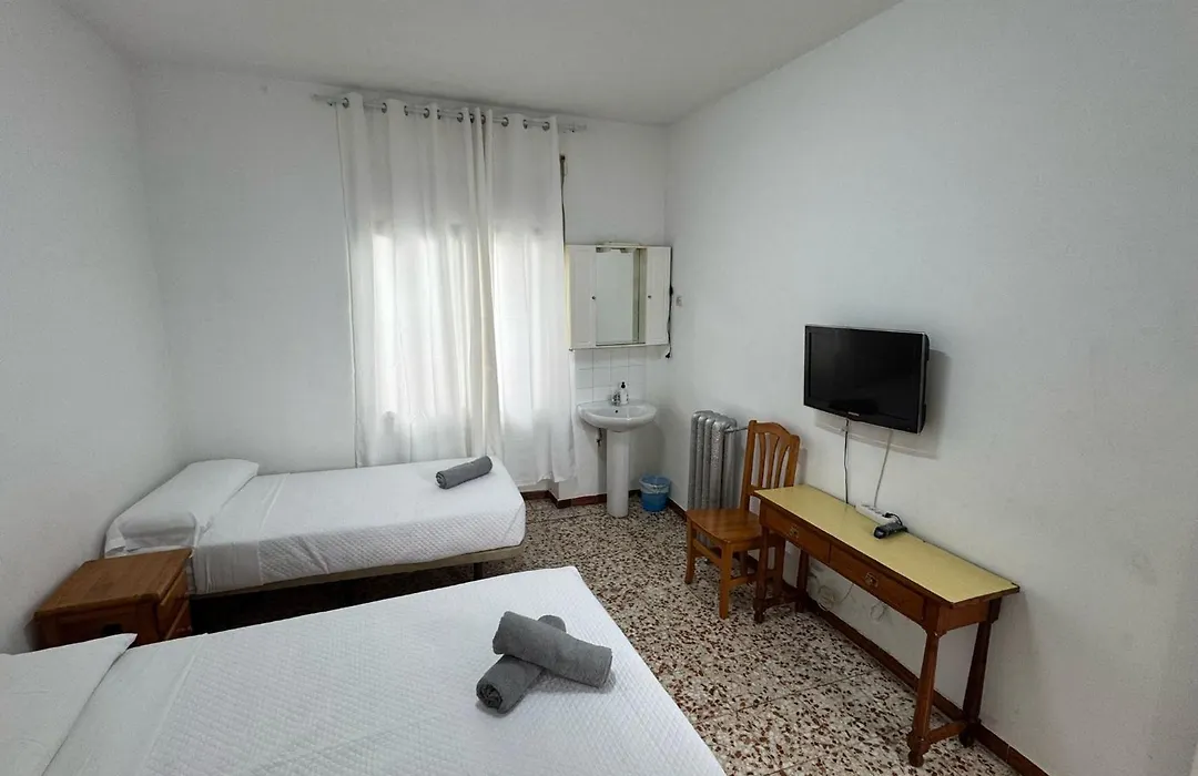 Hostal Ruano-1