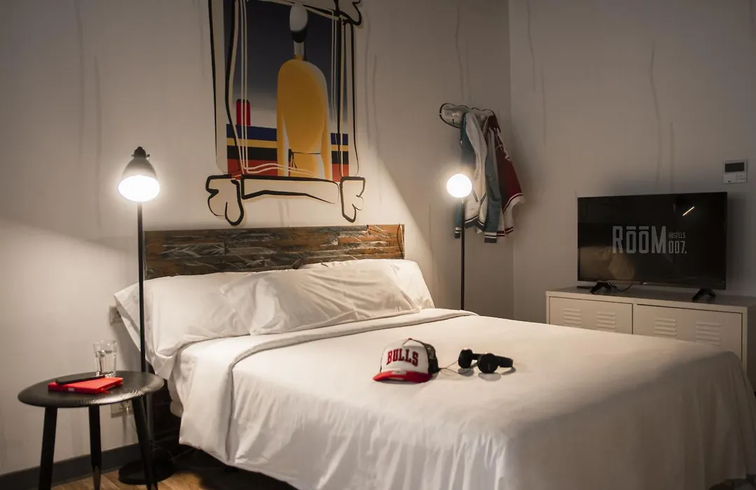 Room Ventura-1