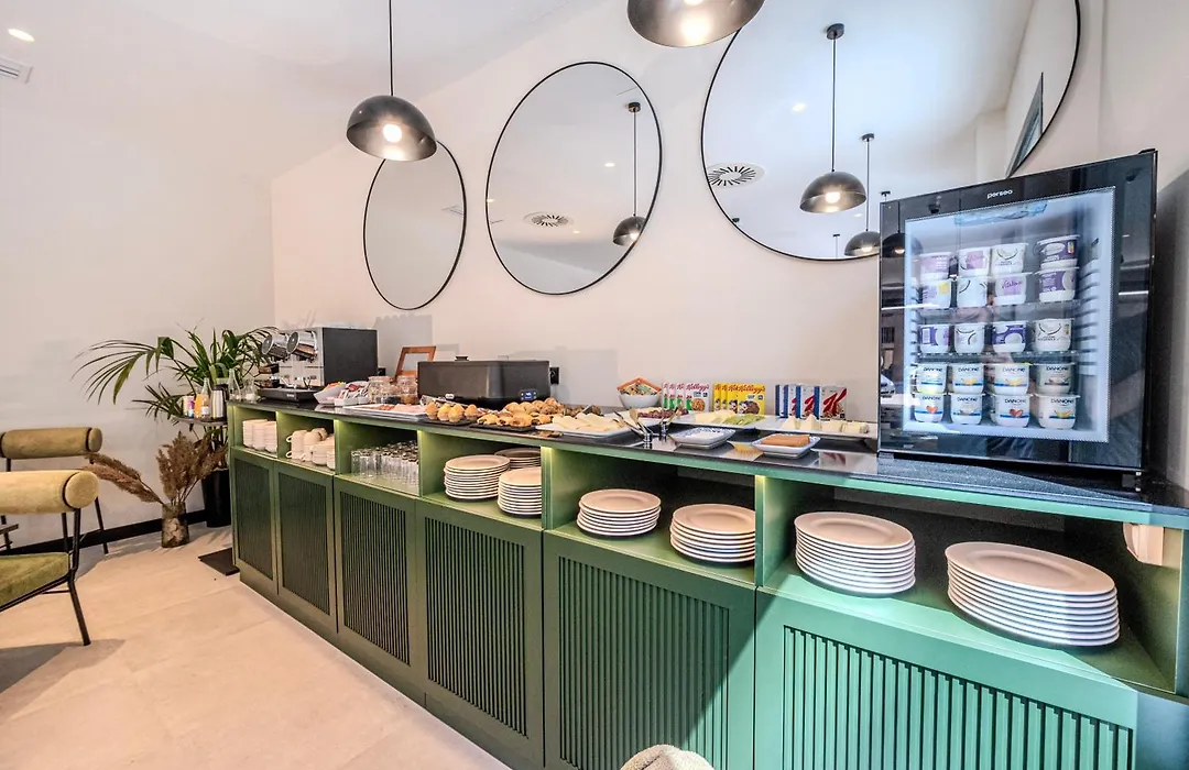 Itc Madrid By Soho Boutique-1