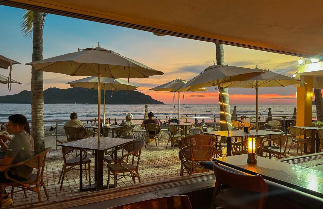 Las Flores Beach Resort-1