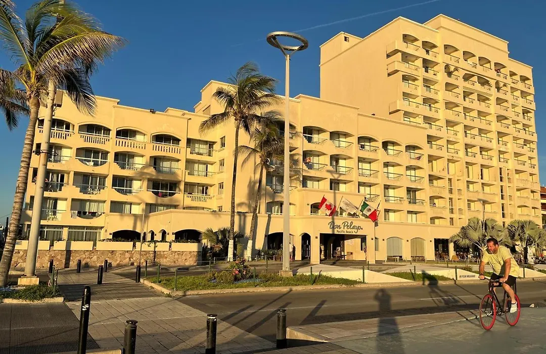 Don Pelayo Pacific Beach-1