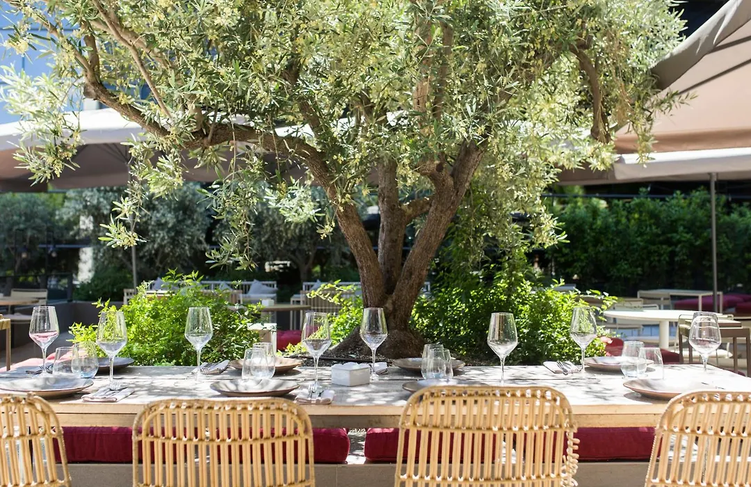 Aravaca Village Hotel-1