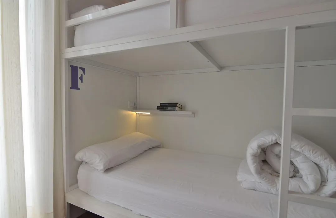 Far Home Atocha-1
