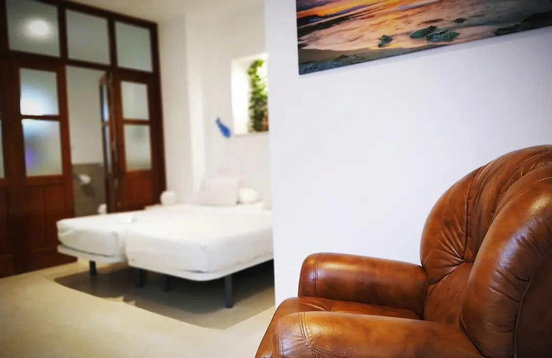 Hostal Casa Nautilus-1