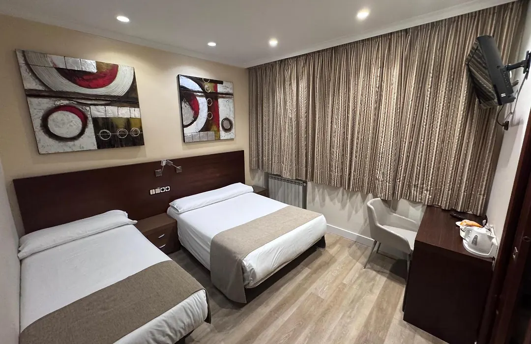 Hostal Atocha Almudena Martín-1