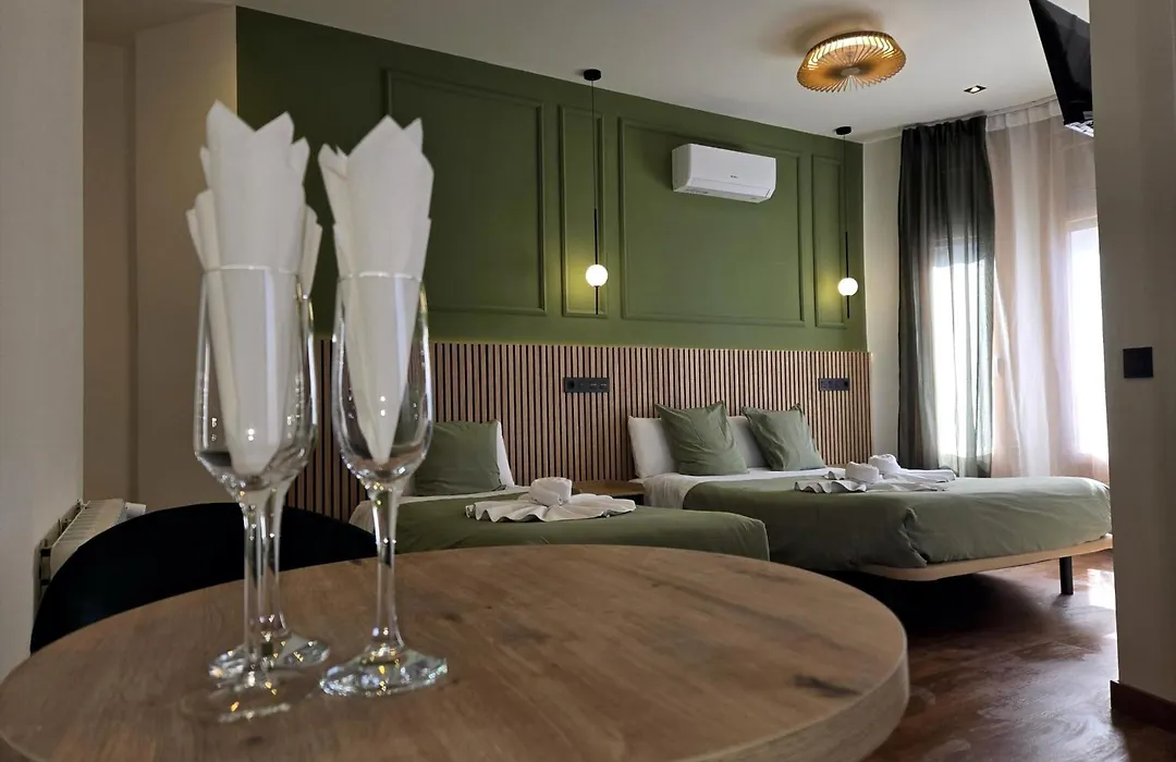 Hostal Main Street Madrid-1