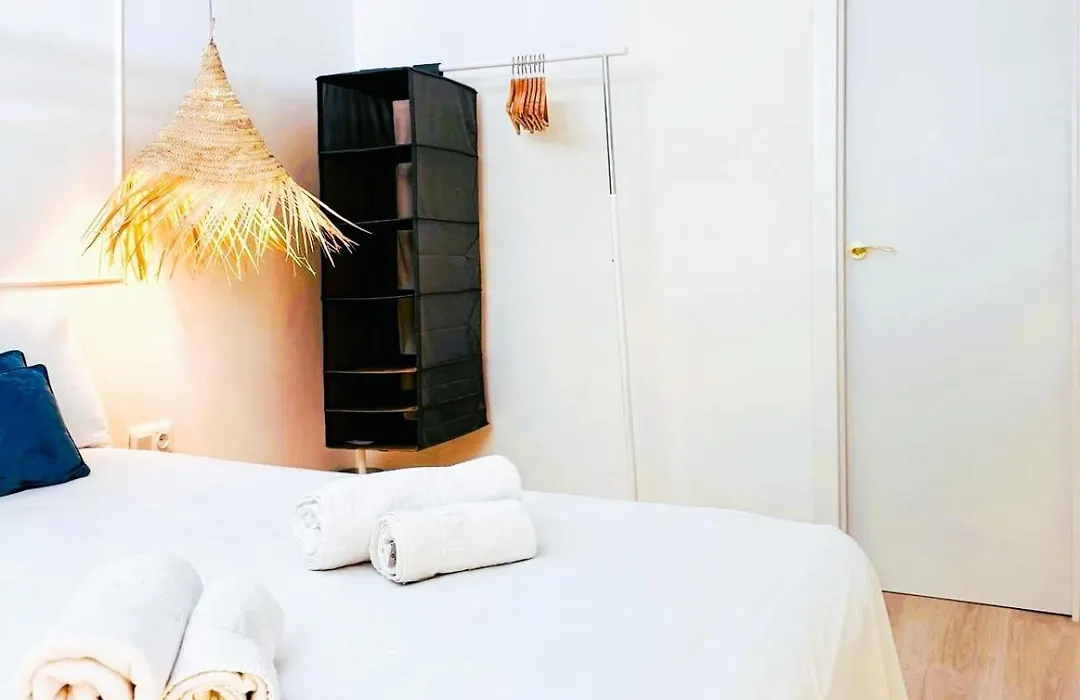 Collection Port - B&B Boutique , Alicante Center-1