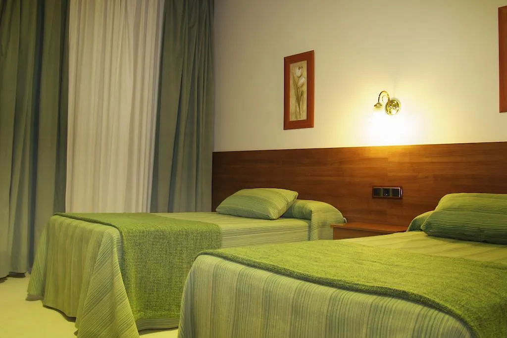 Hostal El Catalán-1