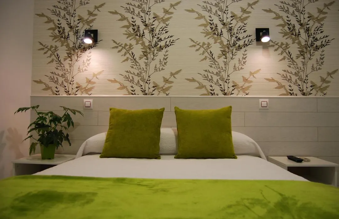 Hostal PETITE MAMAN-1