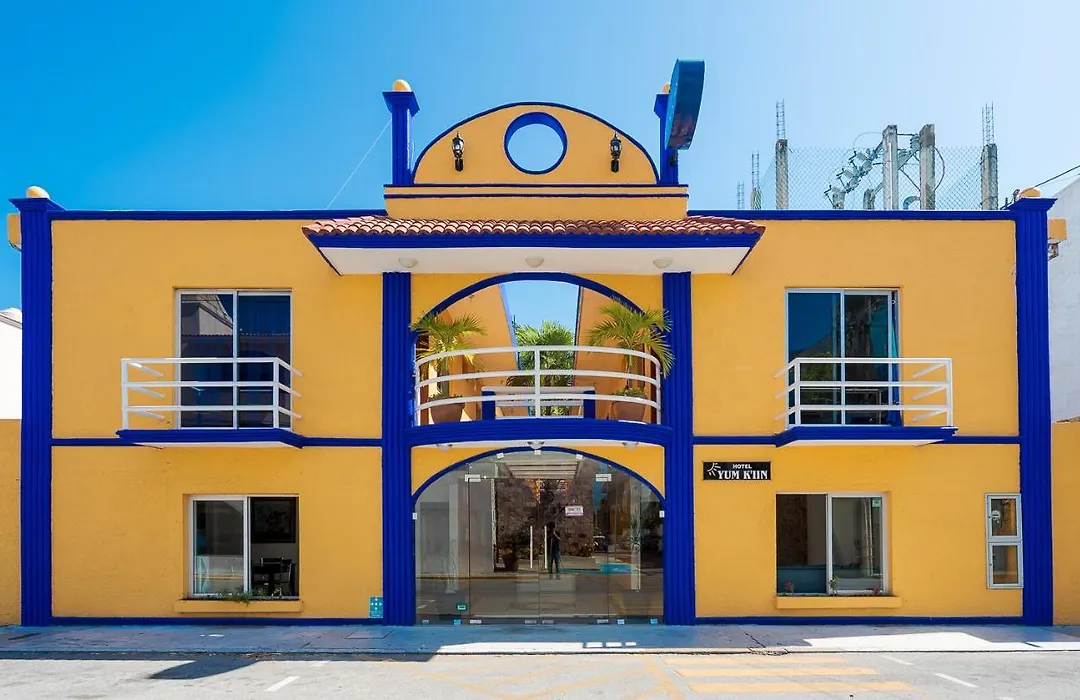 Hotel Yumkiin - Cerca Del Ferry y Terminal ADO-1