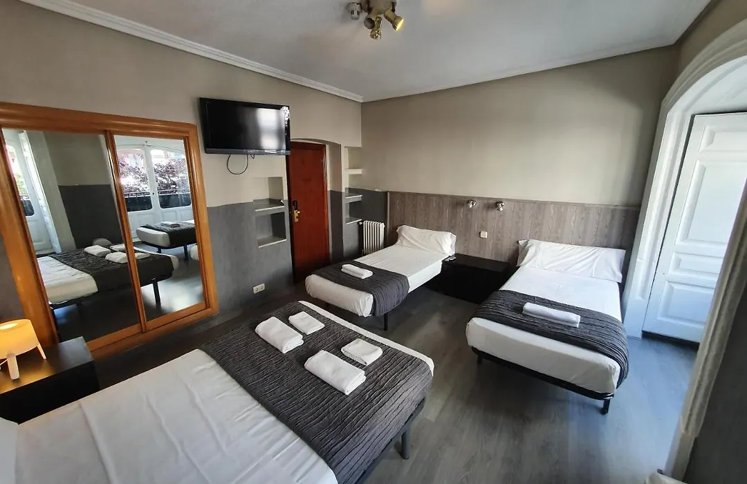 Plaza Dort Rooms IV-1