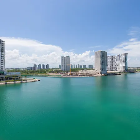 Renaissance Cancun Resort & Marina-2