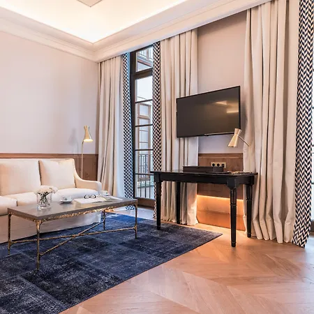 Palacio Solecio, A Small Luxury Hotel Of The World-3