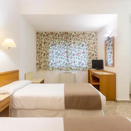 Hotel Leuka-3