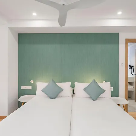 Odyssey Rooms Alicante-3