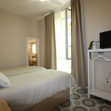 Hostal Las Acacias-2