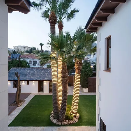 La Moderna Suites-2