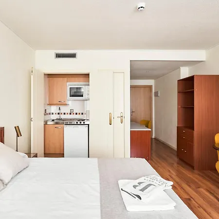 Apartamentos Juan Bravo-2