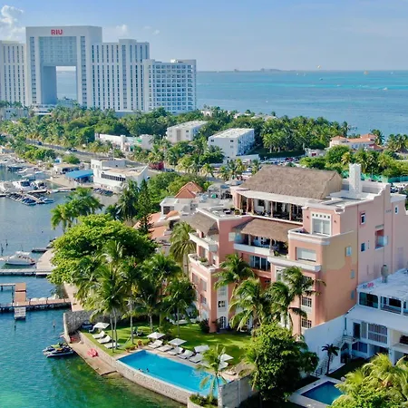 Casa Tortugas Boutique Hotel - CANCUN Luxury Hidden Gem-3