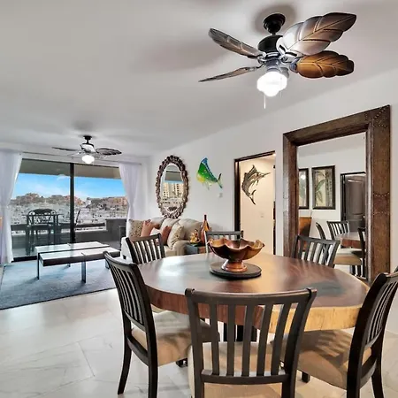 Completely Remodeled 2Bd-2Ba Plaza Bonita-2
