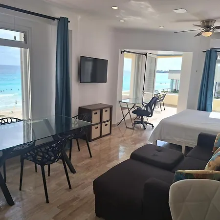Cancun Plaza Condos-3
