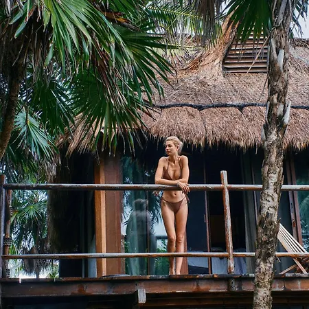 Libelula Tulum Beachfront Hotel-2
